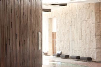 timber and stone grand foyer